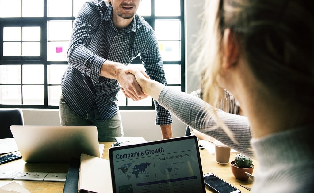Comment parler de l'entreprise dans une lettre de motivation : Les bonnes pratiques